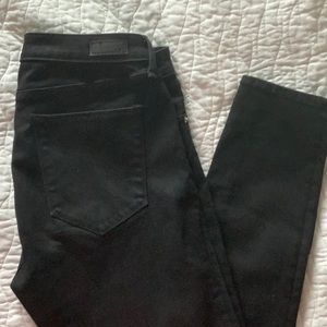 ABERCROMBIE NWOT MID-RISE SUPER SKINNY DENIM